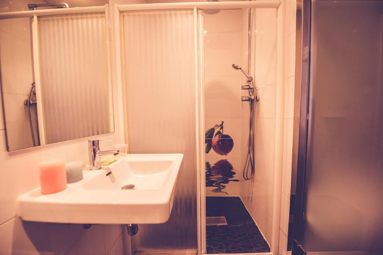 Single Room,1162371150:JPEG